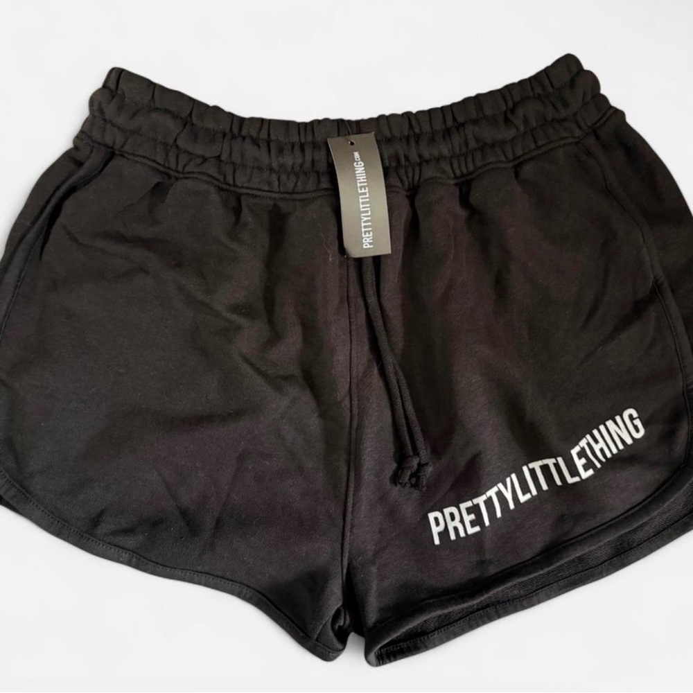 NWT PrettyLittleThing Black Branded High Waist Runner Shorts - Size Medium